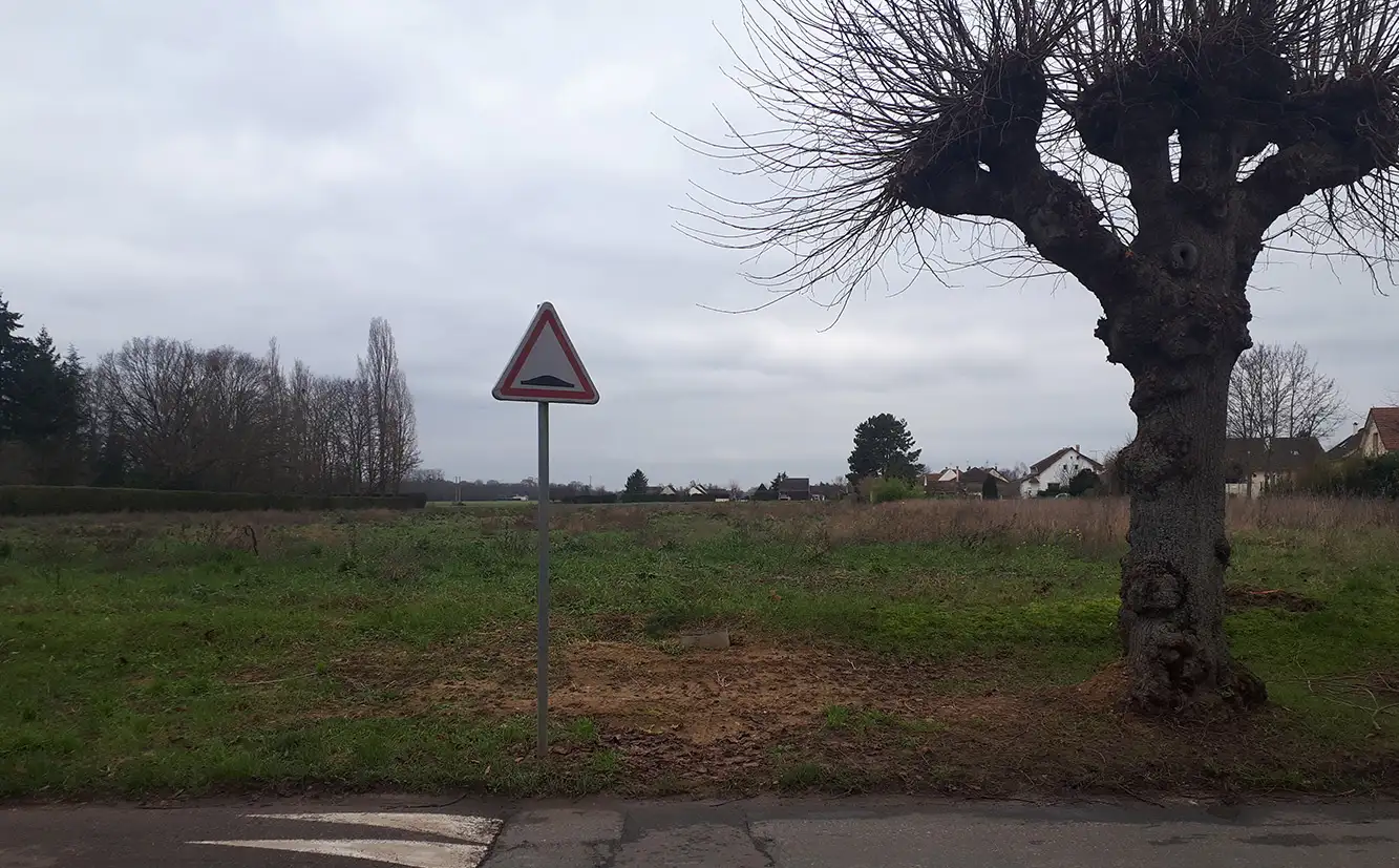 Image Exclusivité immobilière sur terrain de 800 m2 à  Courlon-sur-Yonne (89)